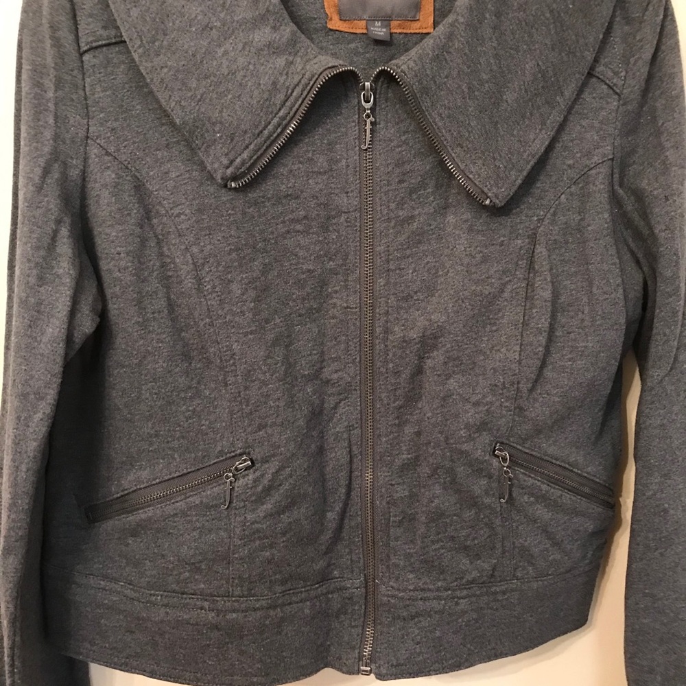Fluent Life Essential Jacket - Picture 2 of 5